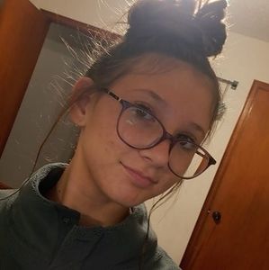 Meet your Posher, Jade